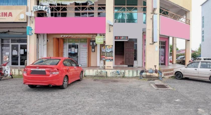 Oyo 90120 Mi Hotel Dungun Ngoại thất bức ảnh